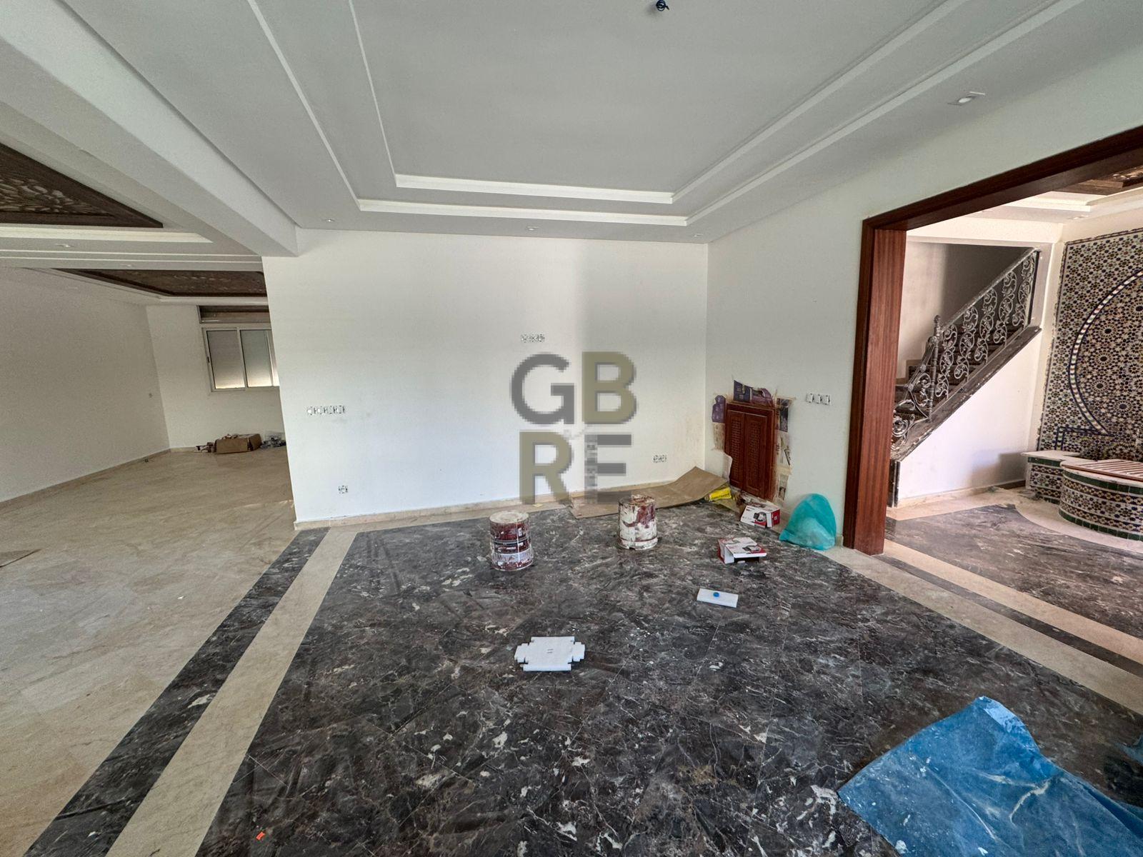 Une villa refaite à neuf dans un quartier très calme à proximité immédiate du centre de Hay Riad — 2